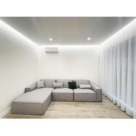 Sea't La Vie Villa *