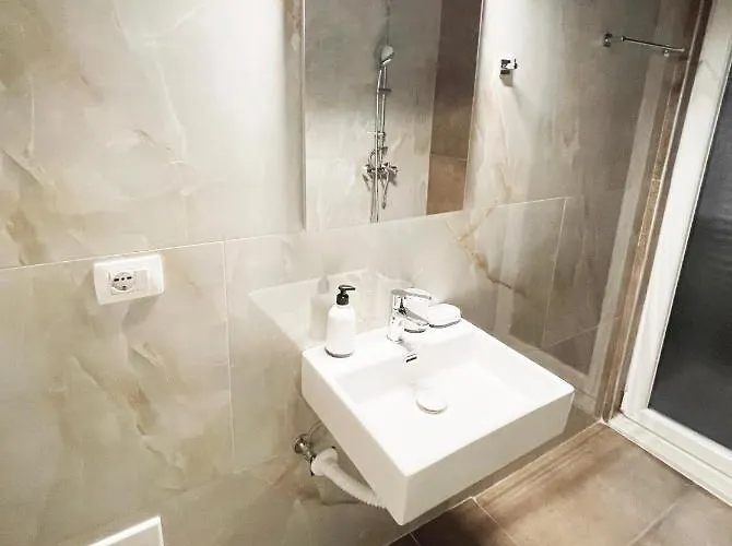 Sea't La Vie Villa Hamallaj